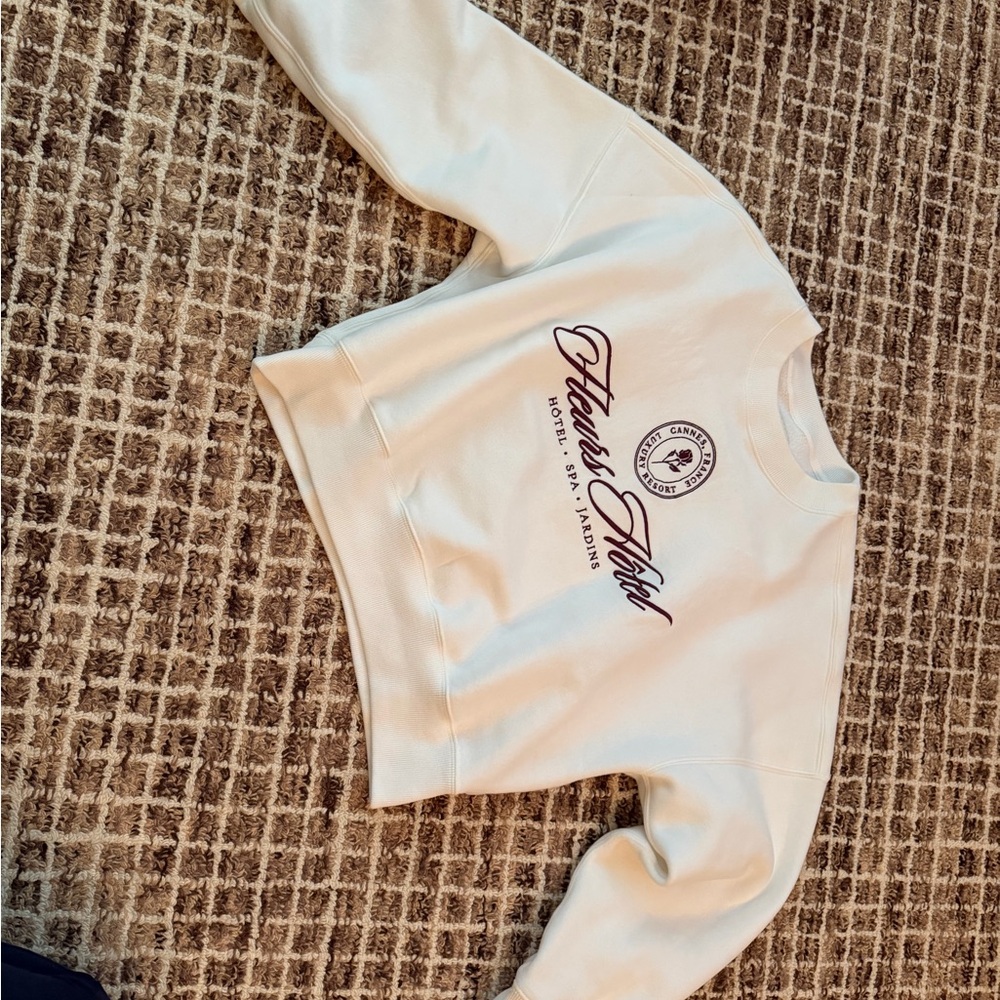 Abercrombie & Fitch White Fleece Lined Sweatshirt